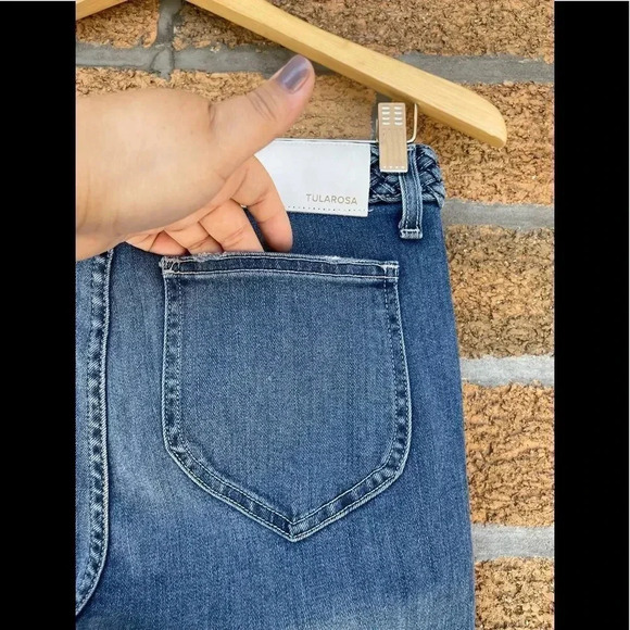 Tularosa Flare Penelope Jeans in Ankara Wash size 27 - Picture 12 of 17